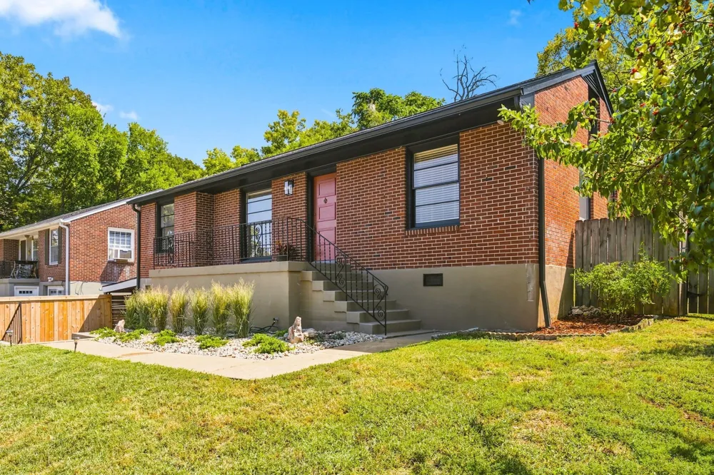 5713 Vine Ridge Drive Nashville, TN 37205