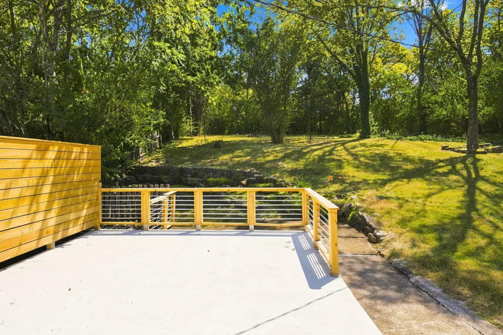 5713 Vine Ridge Drive Nashville, TN 37205