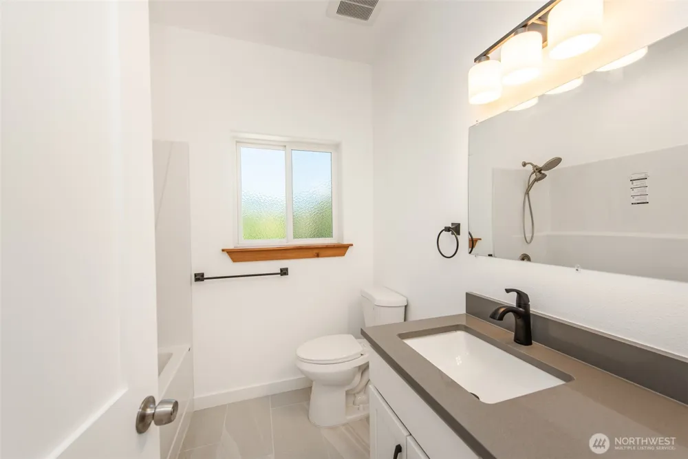 702 Chelsamish Drive Sequim, WA 98382