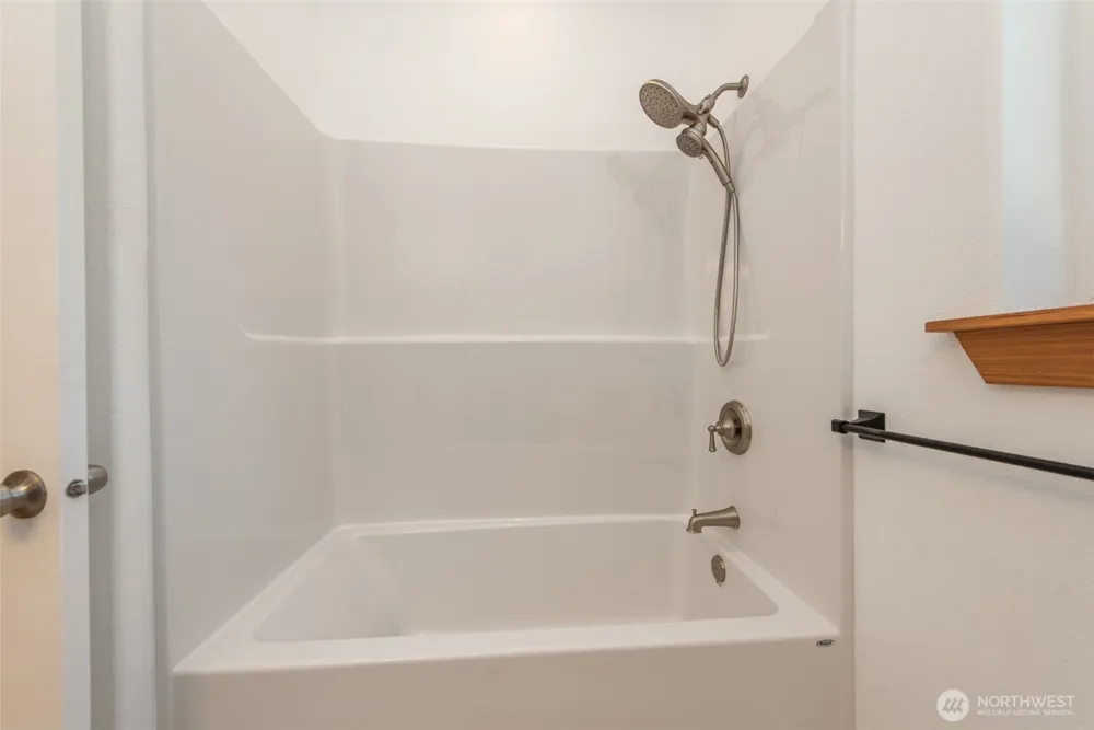 702 Chelsamish Drive Sequim, WA 98382