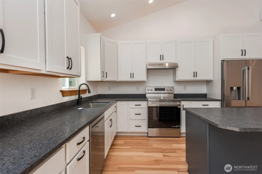 702 Chelsamish Drive Sequim, WA 98382