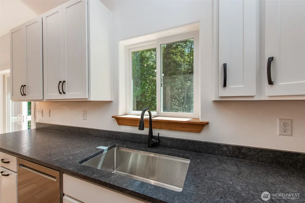 702 Chelsamish Drive Sequim, WA 98382