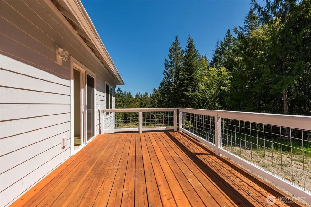 702 Chelsamish Drive Sequim, WA 98382