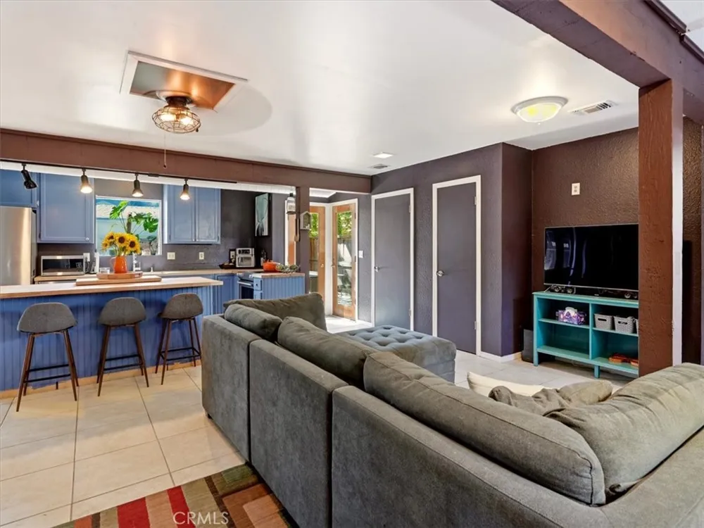 22363 H Santa Margarita, CA 93453