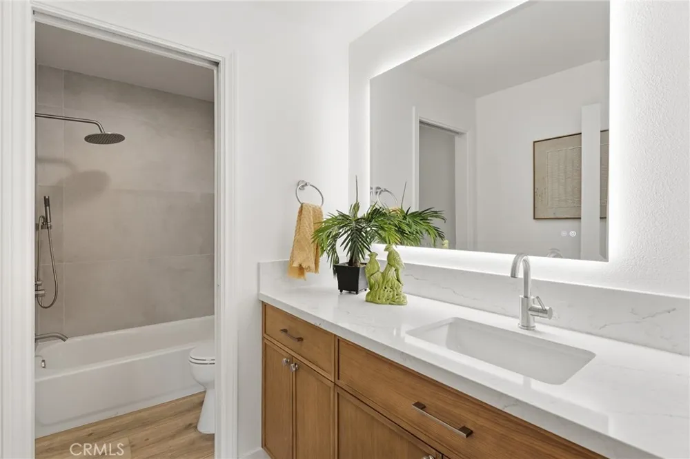 1880 Veteran Avenue #306 Los Angeles, CA 90025