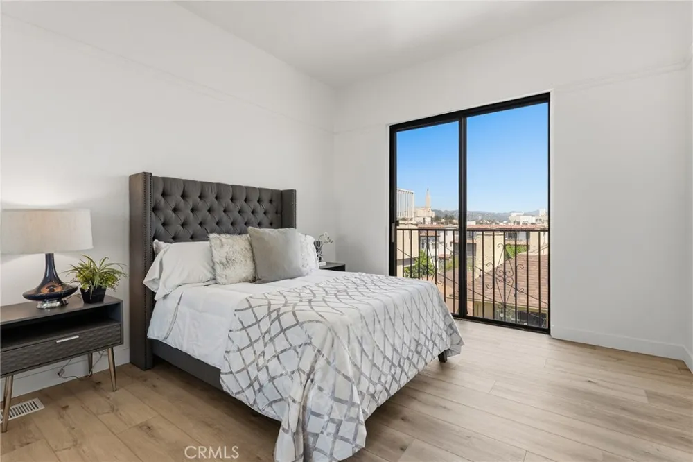 1880 Veteran Avenue #306 Los Angeles, CA 90025