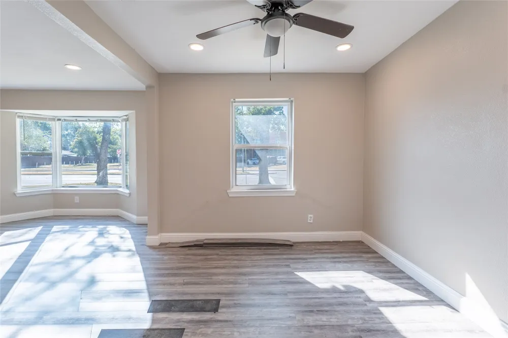 11005 Ferguson Road Dallas, TX 75228