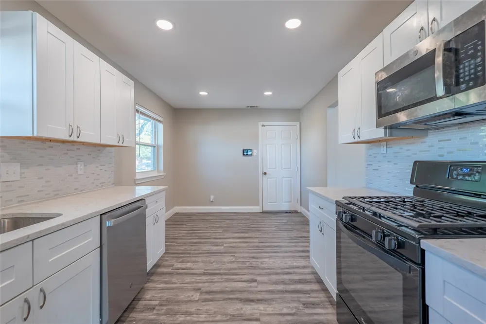 11005 Ferguson Road Dallas, TX 75228