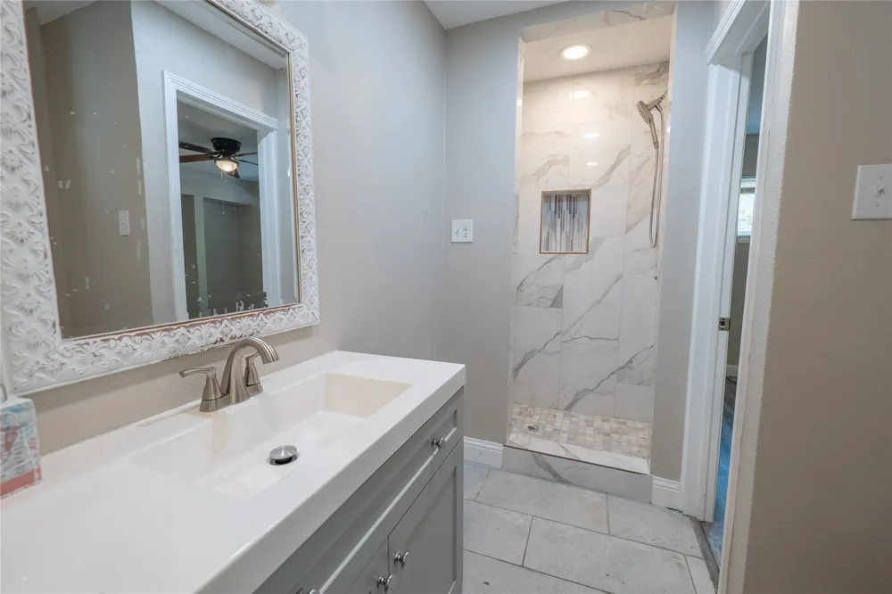 11005 Ferguson Road Dallas, TX 75228