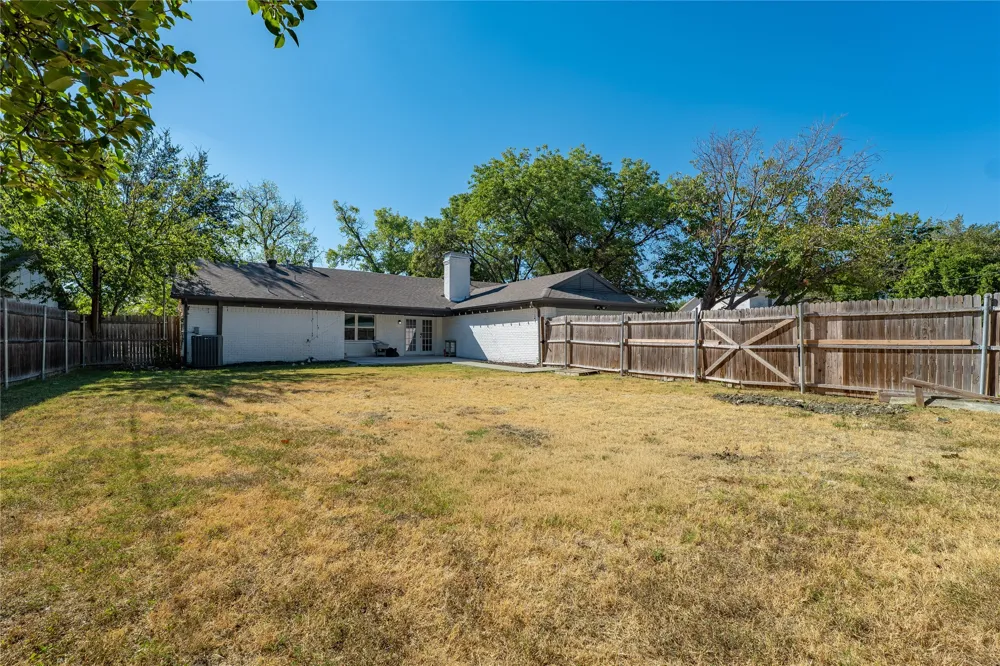11005 Ferguson Road Dallas, TX 75228