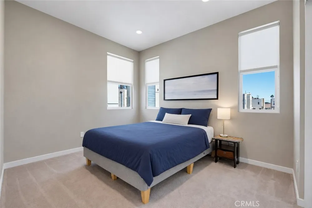 2125 Evans Costa Mesa, CA 92627