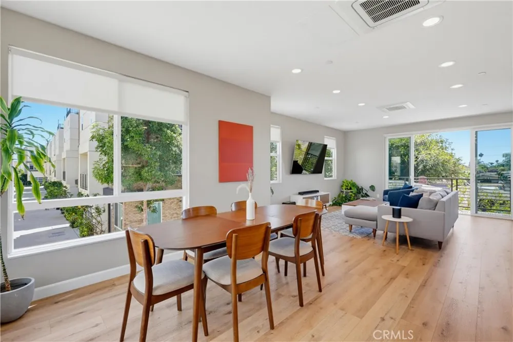 2125 Evans Costa Mesa, CA 92627
