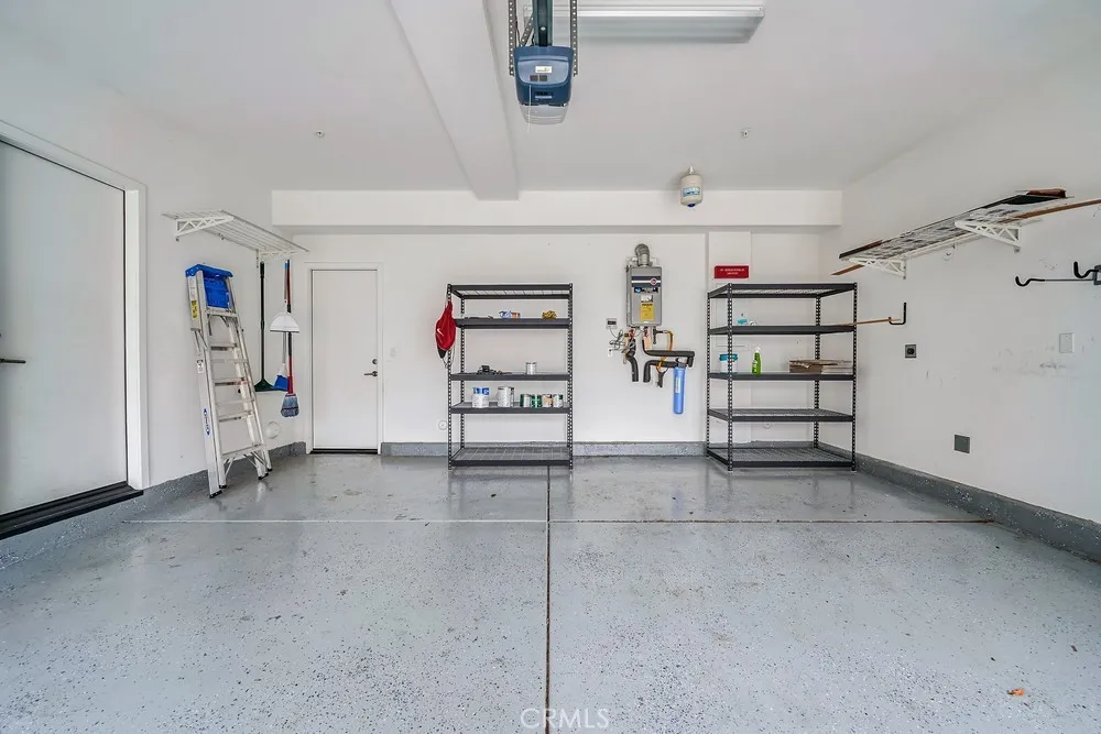 2125 Evans Costa Mesa, CA 92627
