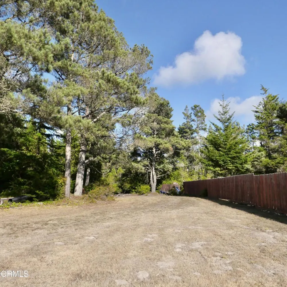 19231 Summers Lane Fort Bragg, CA 95437