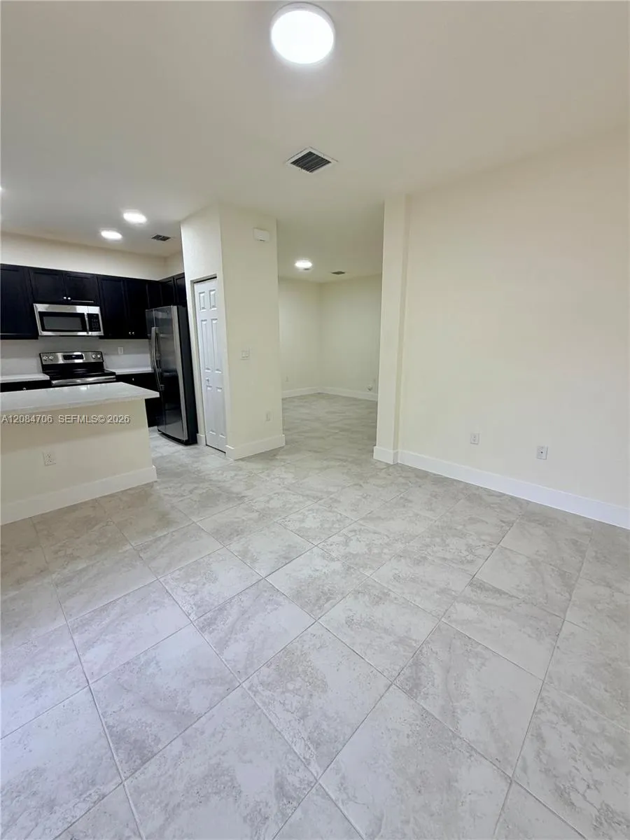 Address Not Shown Davie, FL 33314