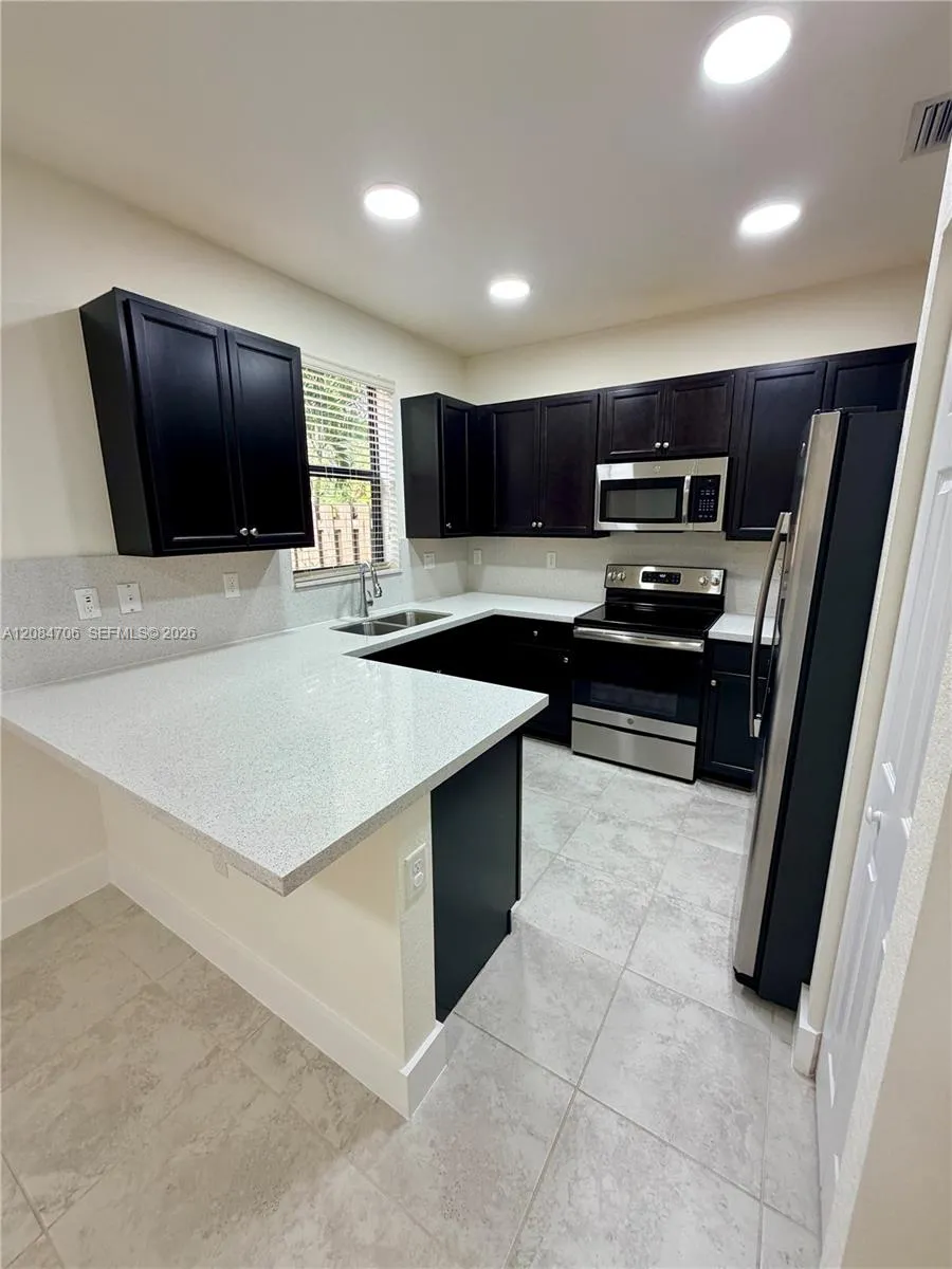 Address Not Shown Davie, FL 33314