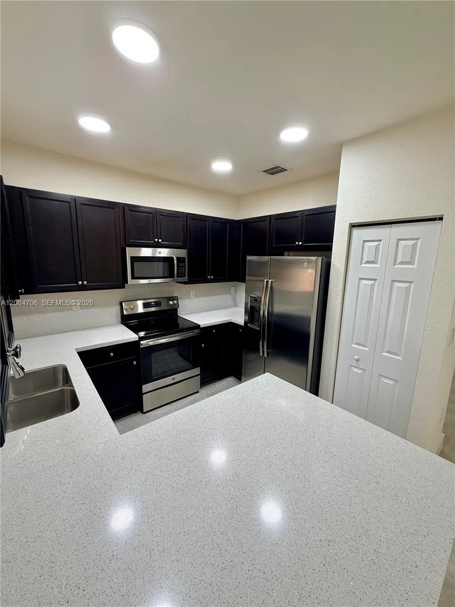 Address Not Shown Davie, FL 33314