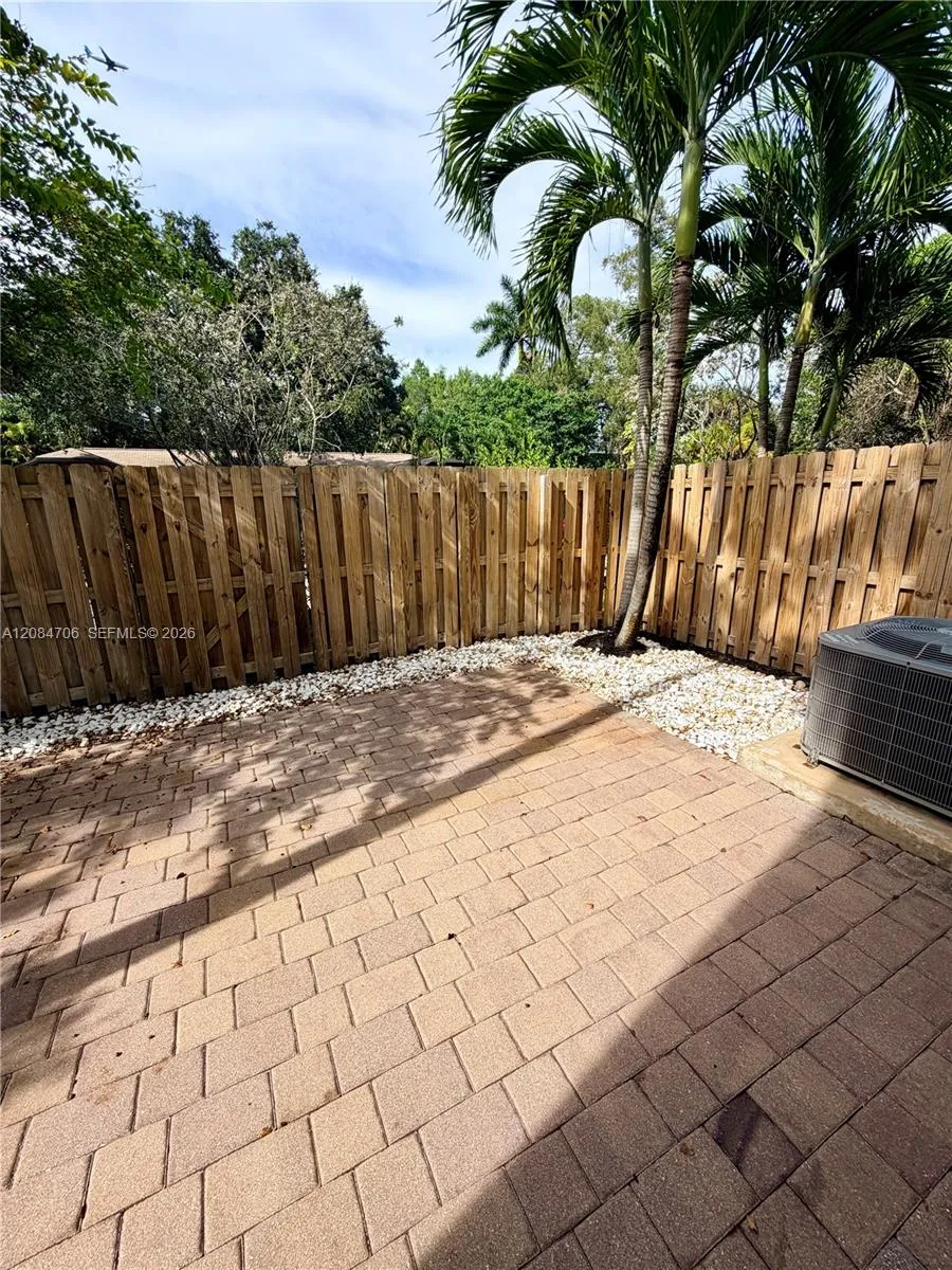 Address Not Shown Davie, FL 33314
