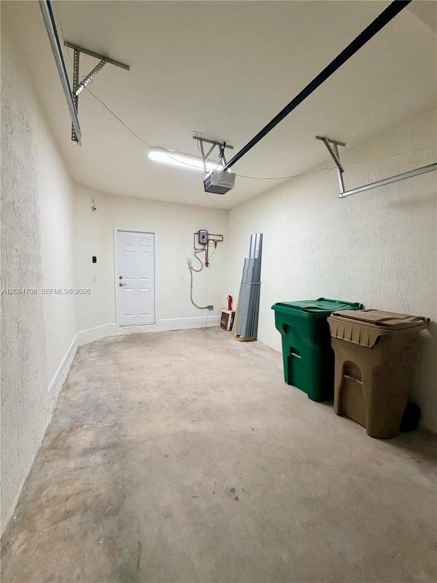Address Not Shown Davie, FL 33314