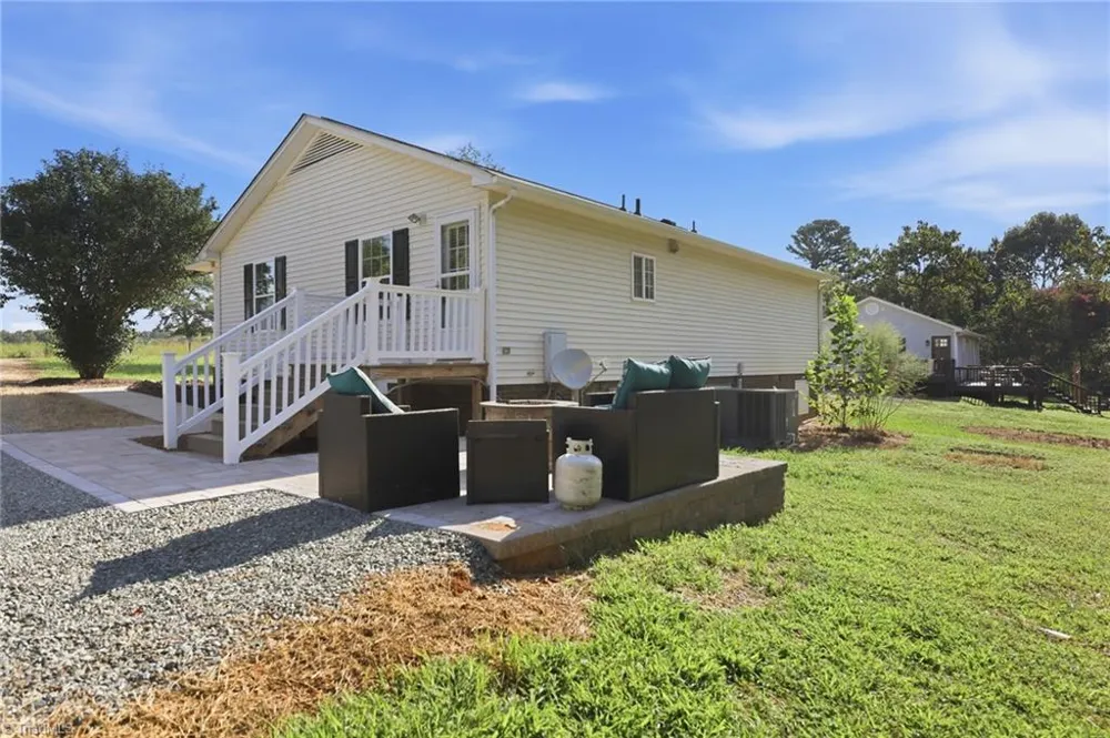 7239 Holman Mill Road Snow Camp, NC 27349