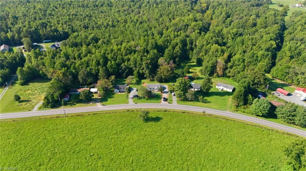 7239 Holman Mill Road Snow Camp, NC 27349