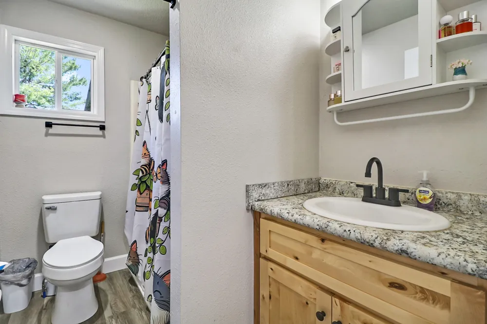 515 Silver Lake Dr Jamestown, TN 38556