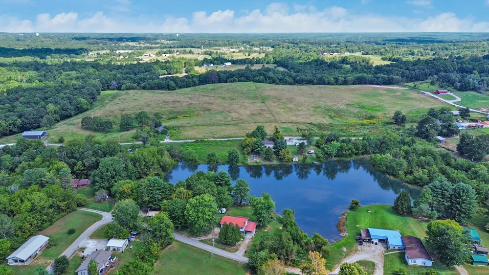 515 Silver Lake Dr Jamestown, TN 38556