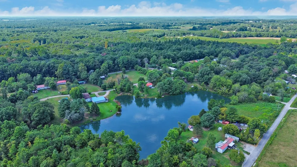515 Silver Lake Dr Jamestown, TN 38556