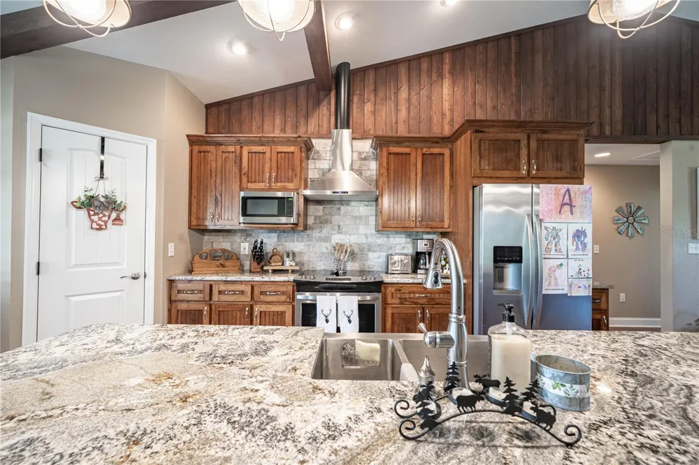 4639 SW WILSON SPRINGS ROAD Fort White, FL 32038