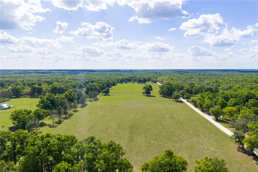 4639 SW WILSON SPRINGS ROAD Fort White, FL 32038