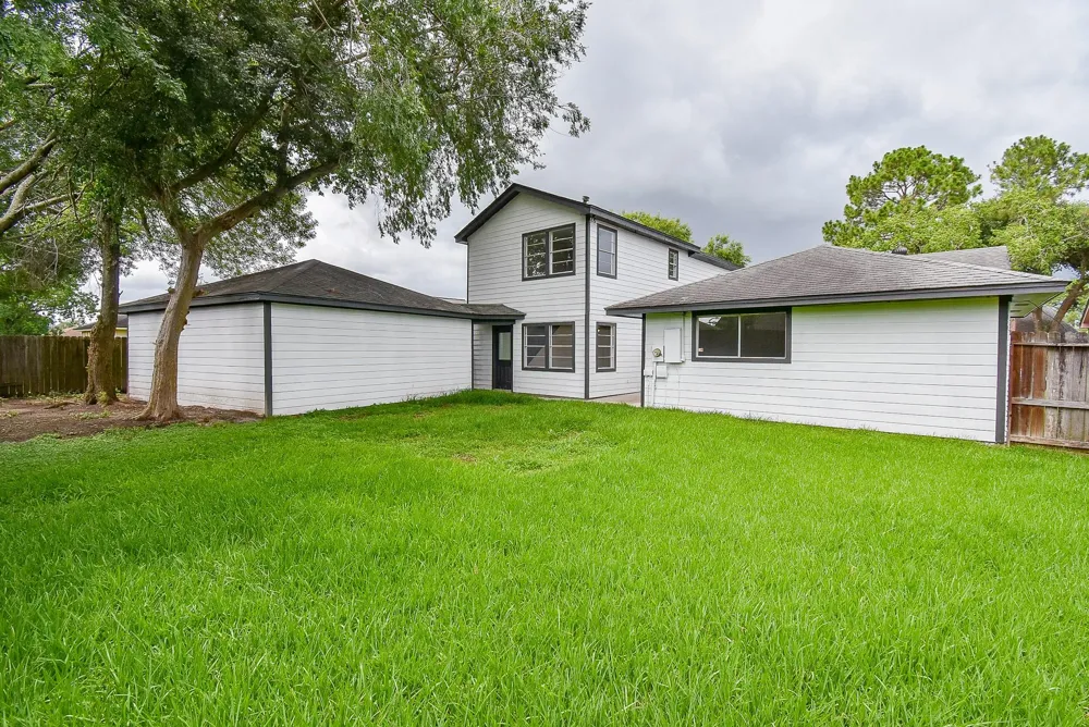 1815 Mustang Springs Drive Missouri City, TX 77459