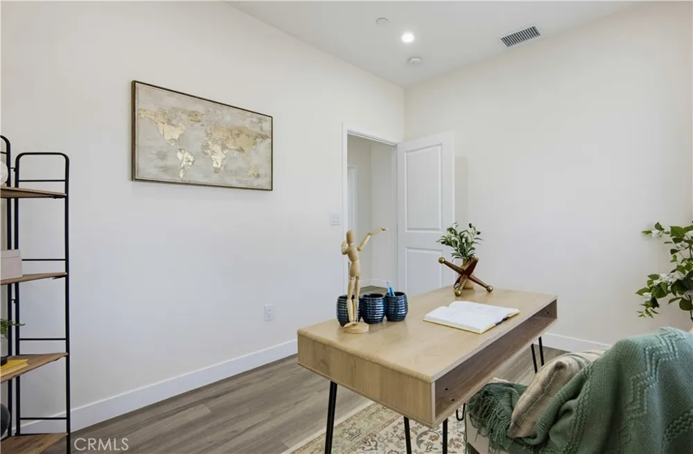 24732 Eucalyptus Moreno Valley, CA 92553