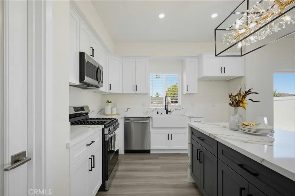 24732 Eucalyptus Moreno Valley, CA 92553