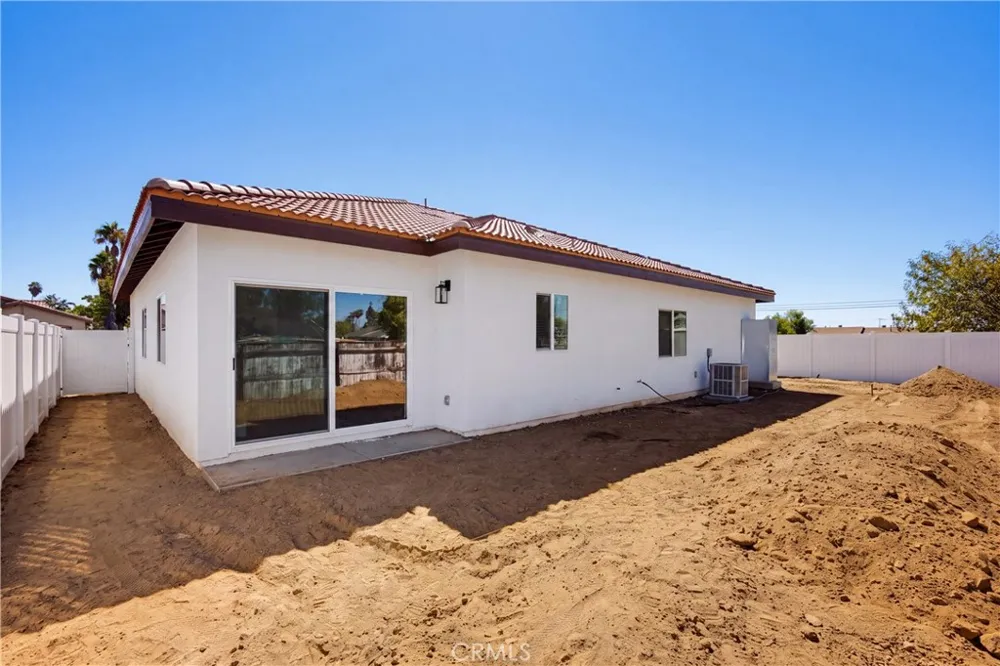 24732 Eucalyptus Moreno Valley, CA 92553