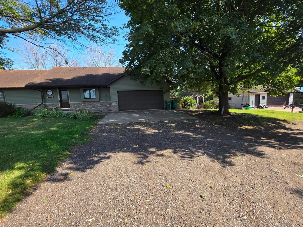 21740 Northfield Boulevard Hampton, MN 55031