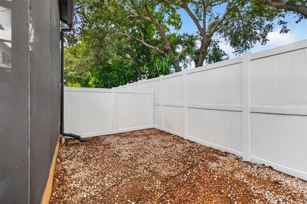 2871 S PINES DRIVE #32 Largo, FL 33771