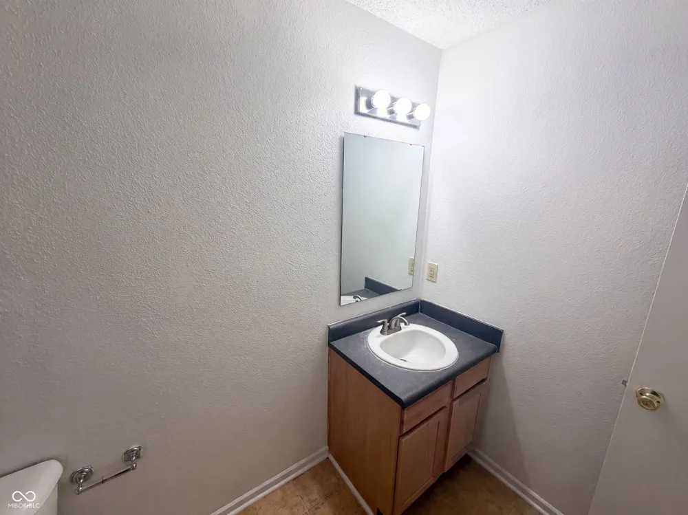 15294 Clear Street Noblesville, IN 46060