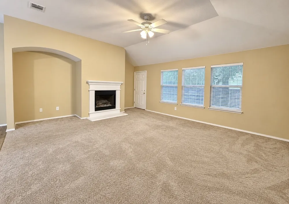 148 Spelt Lane Dallas, TX 75241