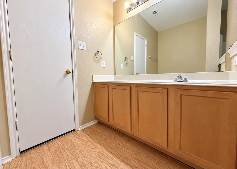 148 Spelt Lane Dallas, TX 75241