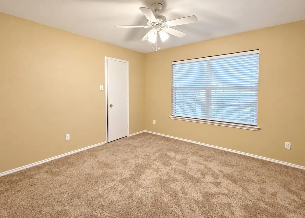 148 Spelt Lane Dallas, TX 75241