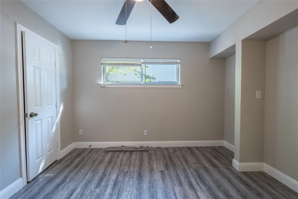 11005 Ferguson Road Dallas, TX 75228