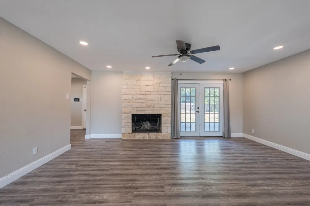 11005 Ferguson Road Dallas, TX 75228