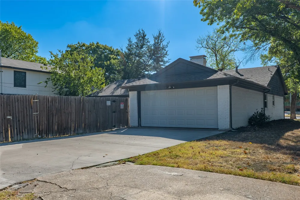11005 Ferguson Road Dallas, TX 75228