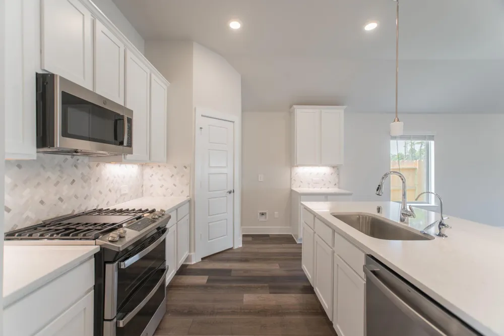 10289 S Goshawk Trail Conroe, TX 77385