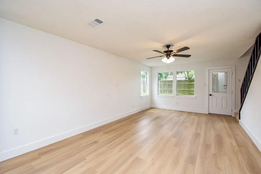 1815 Mustang Springs Drive Missouri City, TX 77459