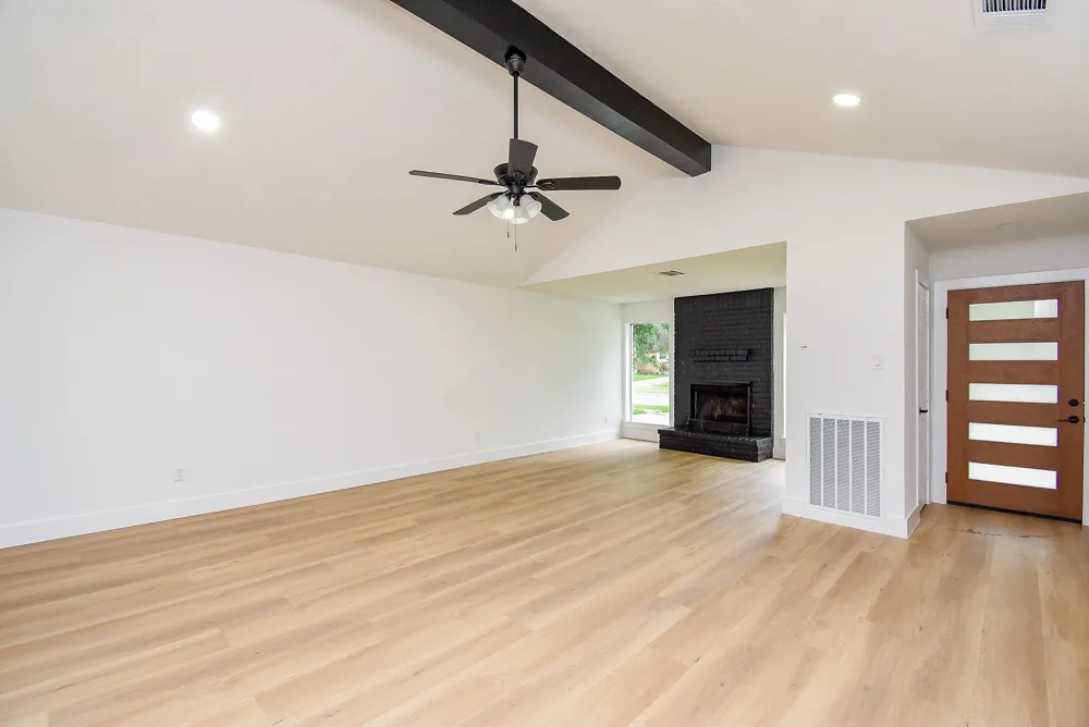 1815 Mustang Springs Drive Missouri City, TX 77459
