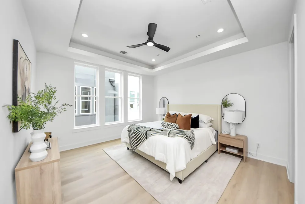1601 W 25th Street Houston, TX 77008