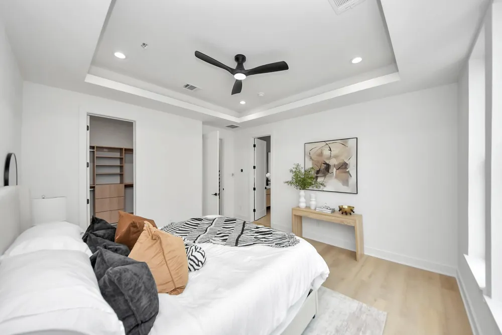 1601 W 25th Street Houston, TX 77008