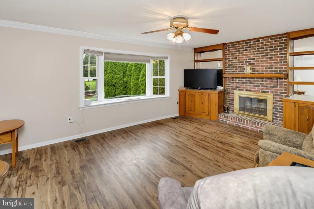 200 TRAPPE LANE Langhorne, PA 19047