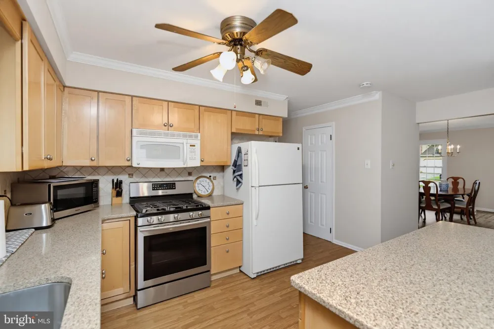 200 TRAPPE LANE Langhorne, PA 19047